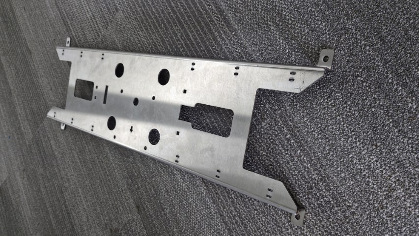 PRE 23 CLAAS CAB ROOF BRACKET (+ GOLDACRES G6, AGRIFAC ENDURANCE 2)