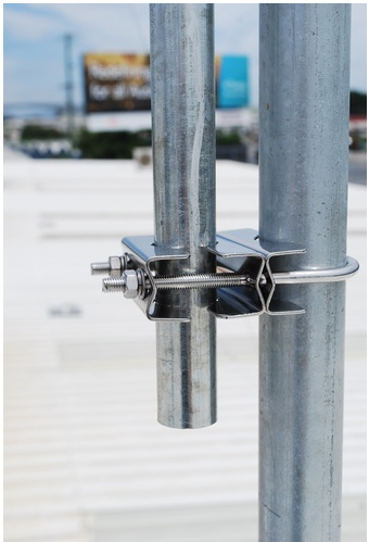 [02811S] BASE ANTENNA BRACKET PARALLEL MOUNTING (90/20-60mm) STAINLESS STEEL