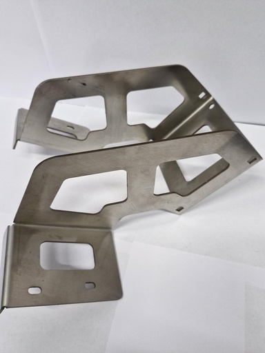 [ATM-FEND-900RG-RFB] FENDT 900 SERIES ROGATOR ROOF BRACKET